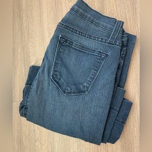 JUDY BLUE Women’s Size 7/28 Medium Wash Flare Denim Jeans